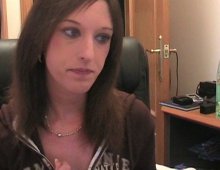 10350 - Femme baise en direct devant la webcam