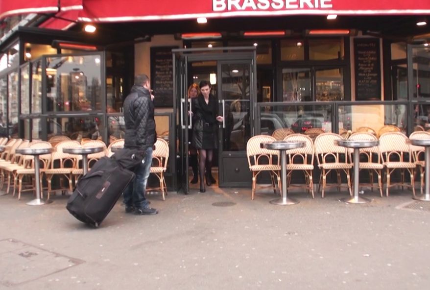 4459 1 - Exhibition et partouze dans la brasserie